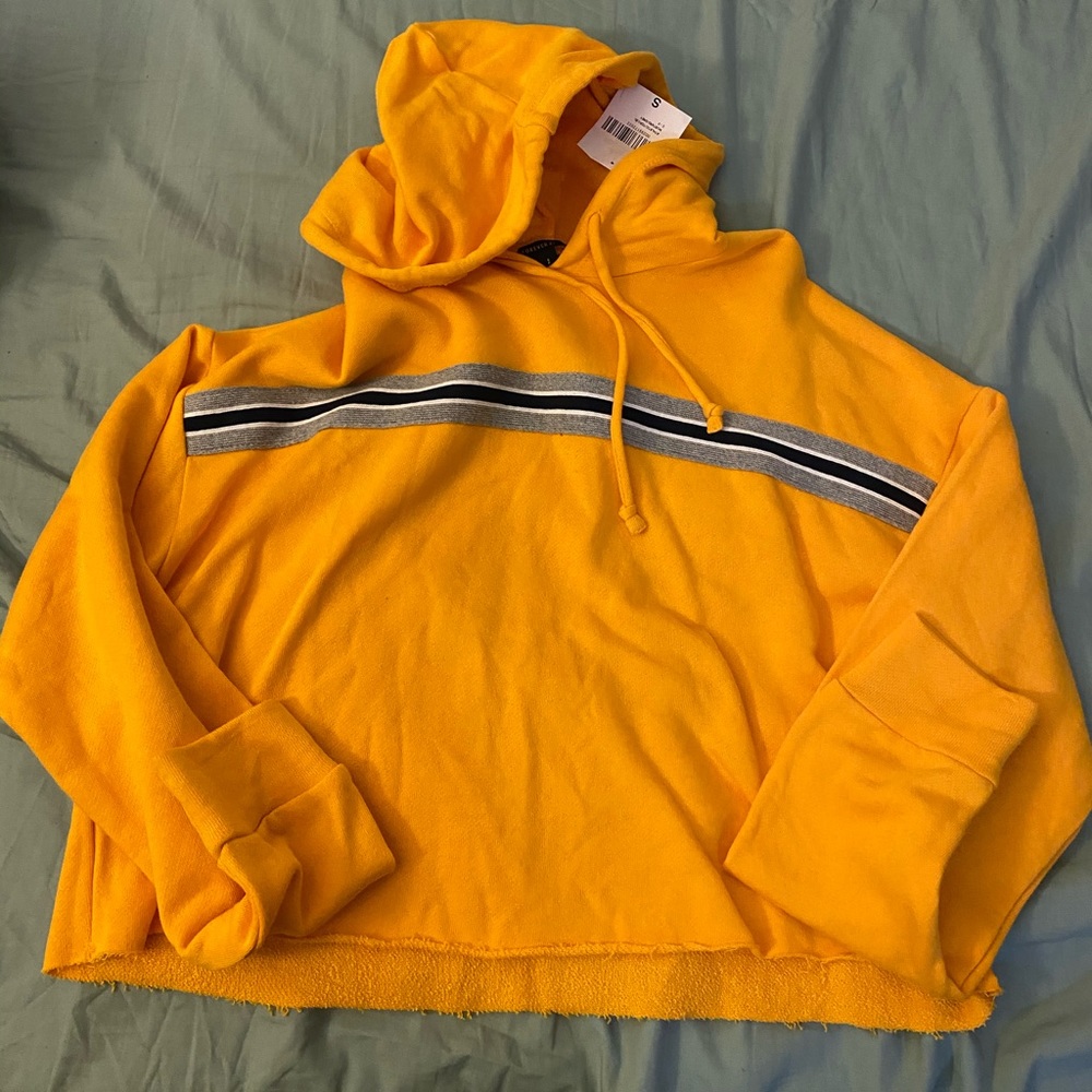 yellow forever 21 cropped hoodie new w tags